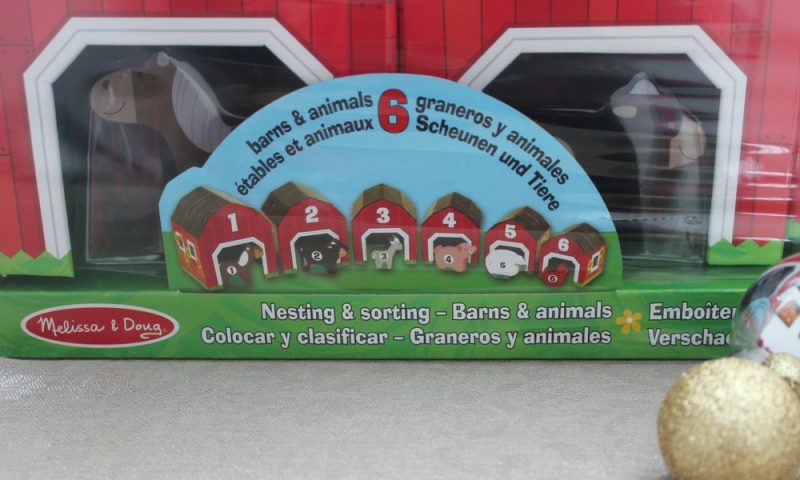 Nesting & Sorting Barn and Animals
